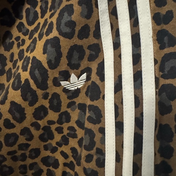 Adidas Leopard Print Jeans with White Stripes - Picture 3 of 5